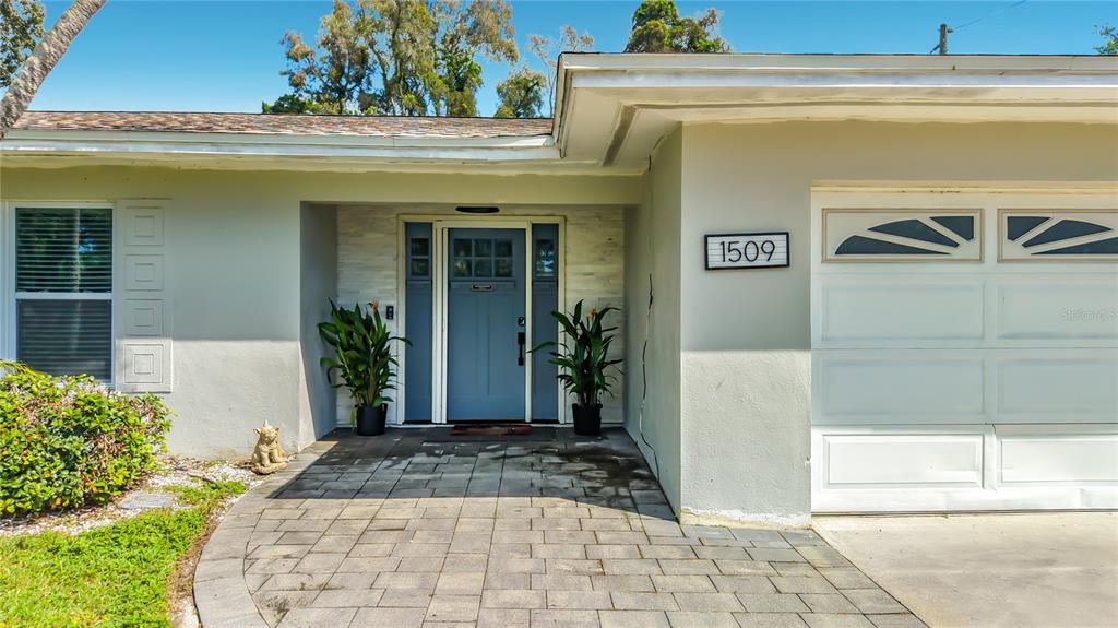 1509 BARBARA AVENUE, CLEARWATER, FL — photo 2 of 30