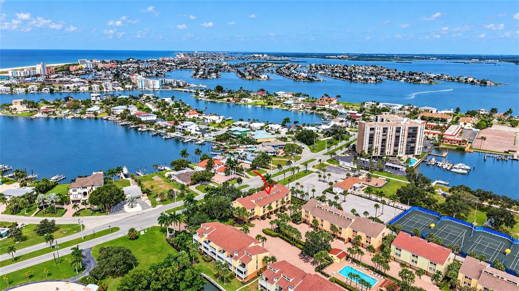 406 SANDY HOOK ROAD, TREASURE ISLAND, FL — photo 4 of 30