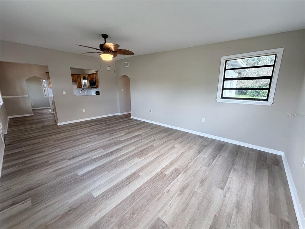 2136 LINDEN ROAD, WINTER PARK, FL — photo 2 of 13