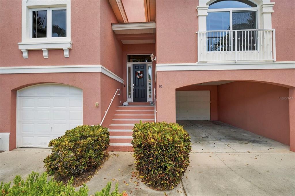 10 LINCOLN AVENUE S, ST PETERSBURG, FL — photo 2 of 30
