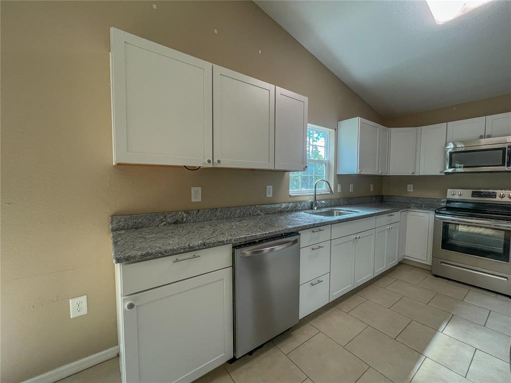 15316 SCAUP DUCK AVENUE, WEEKI WACHEE, FL — photo 3 of 25