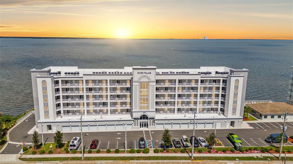 1805 RIVERSIDE DRIVE UNIT 503