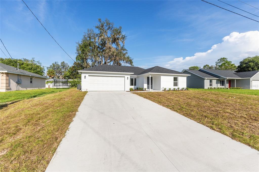 636 NE 130TH COURT, SILVER SPRINGS, FL — photo 3 of 30