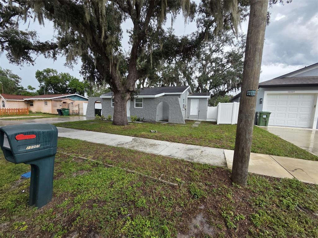 10009 N OJUS DRIVE, TAMPA, FL — photo 4 of 23