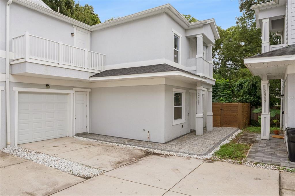 2411 AMHERST AVENUE, ORLANDO, FL — photo 4 of 53