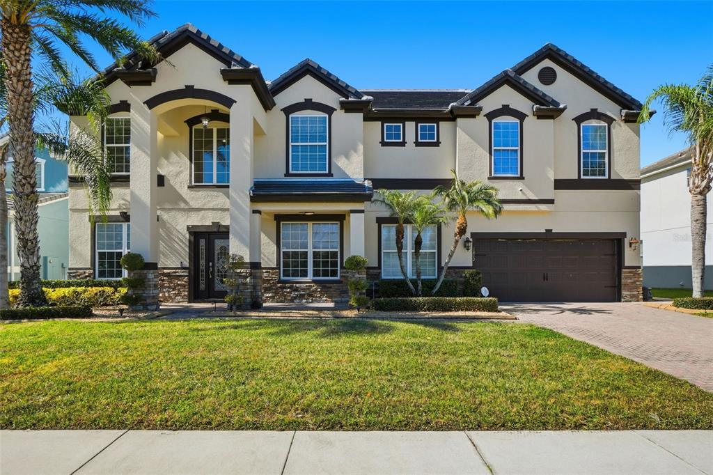 1812 LAKE ROBERTS LANDING DRIVE
