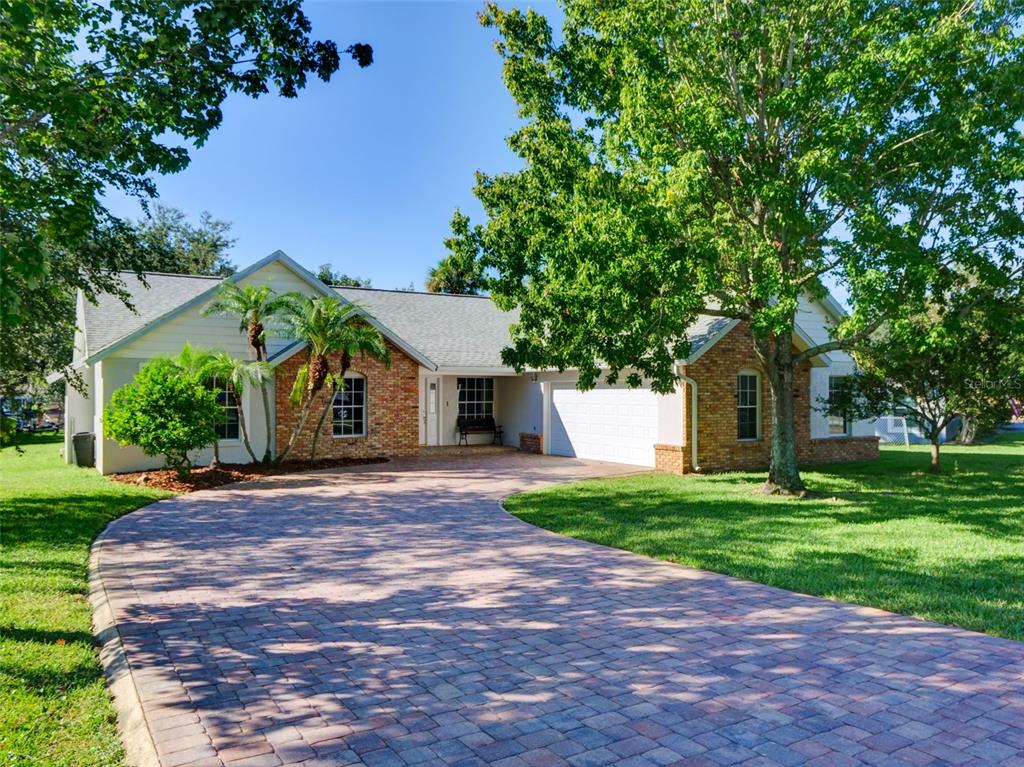 237 ROBIN ROAD