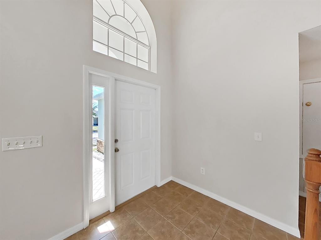 8427 CARRIAGE POINTE DRIVE, GIBSONTON, FL — photo 5 of 59