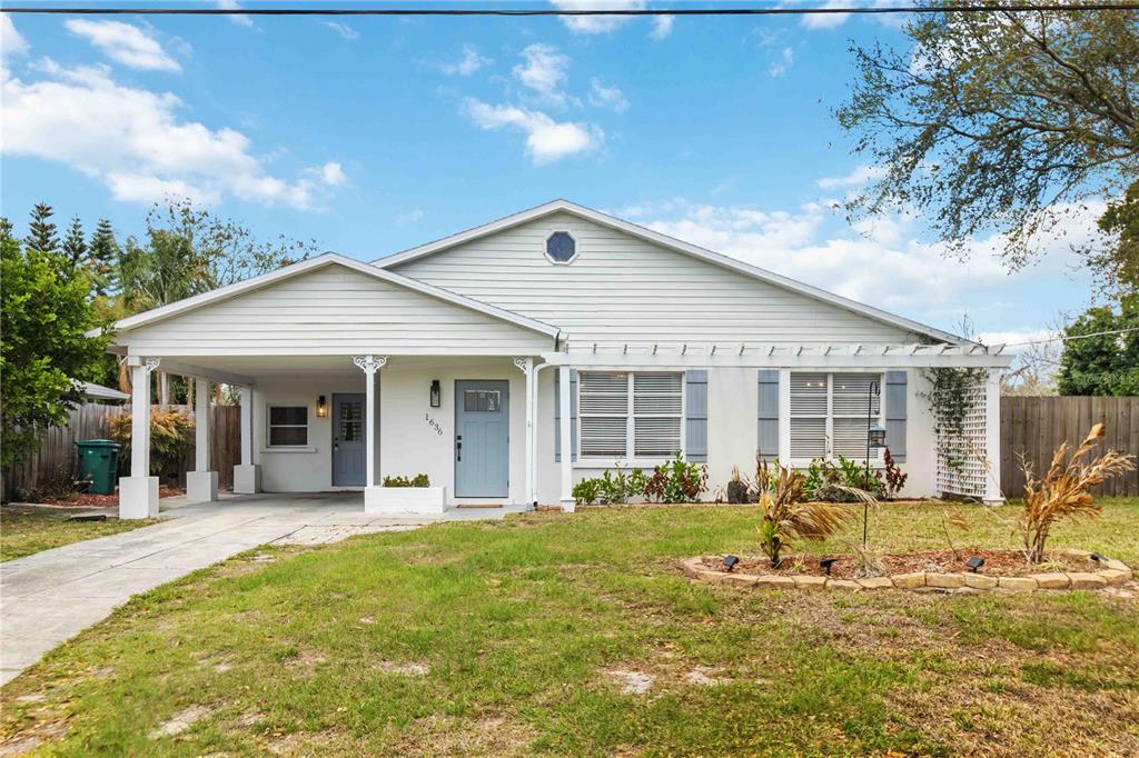1636 GRANDVIEW WAY
