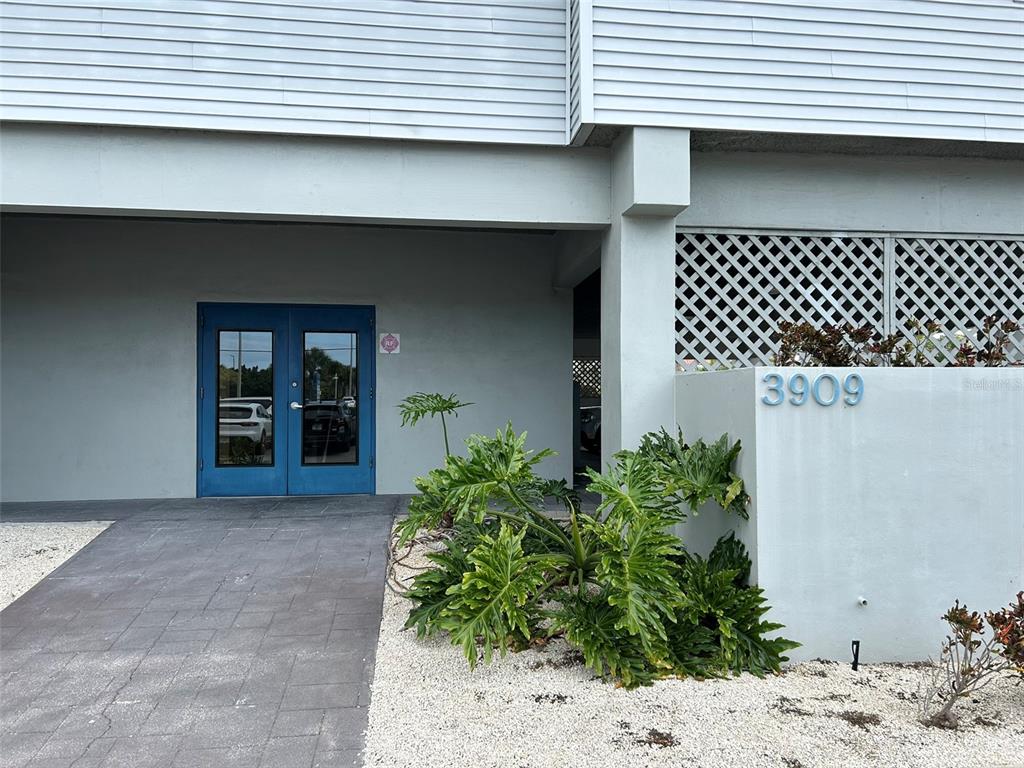 3909 E BAY DRIVE UNIT 4