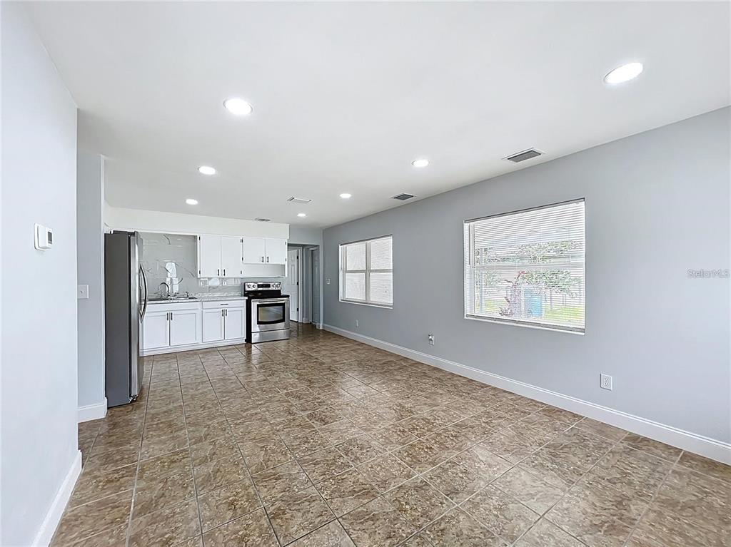 1412 LONG STREET, LAKELAND, FL — photo 4 of 32