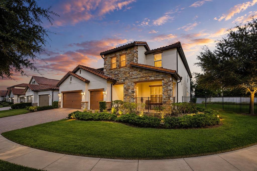 10902 CITRON OAKS DRIVE