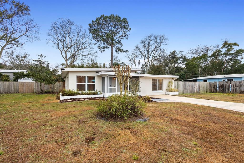 617 MIMOSA TERRACE