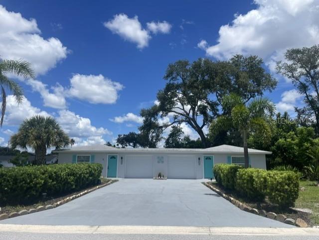 2229 MONTCLAIR DRIVE, SARASOTA, FL — photo 2 of 21