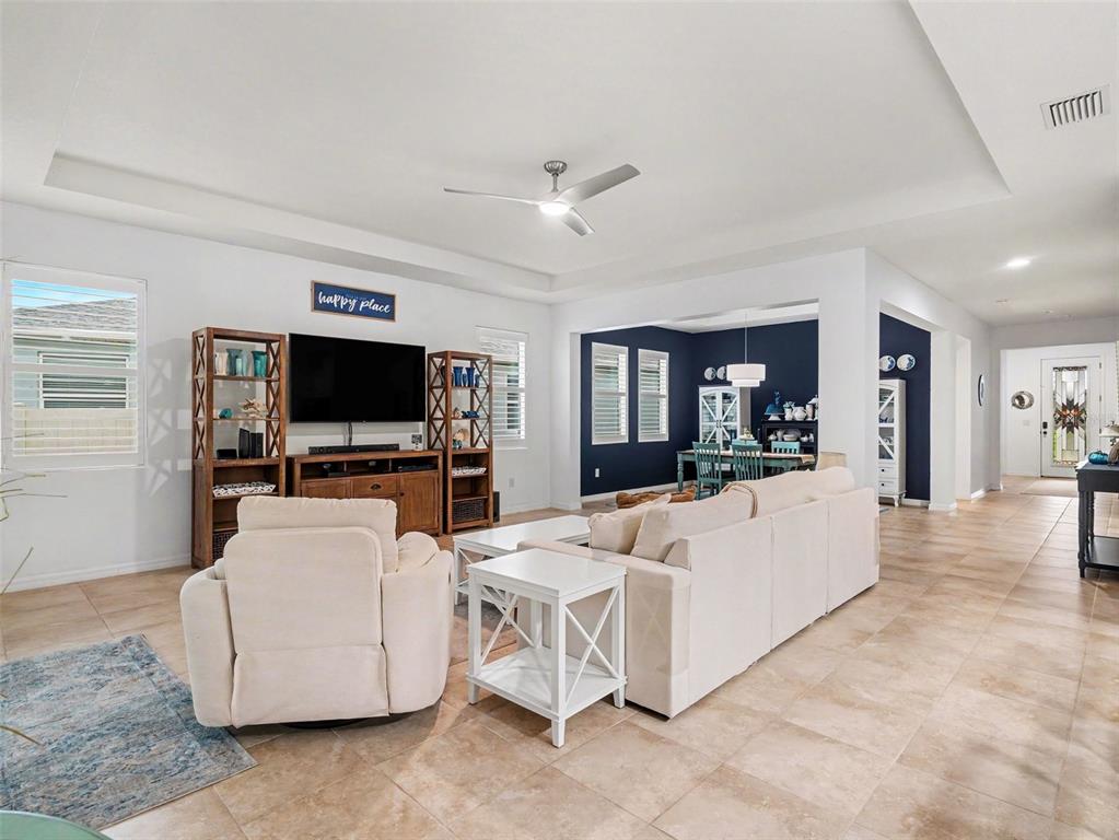 6466 DEVESTA LOOP, PALMETTO, FL — photo 3 of 29