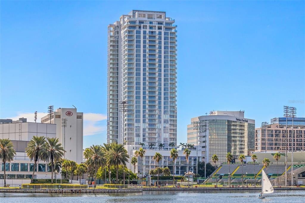 301 1ST STREET S UNIT 1006