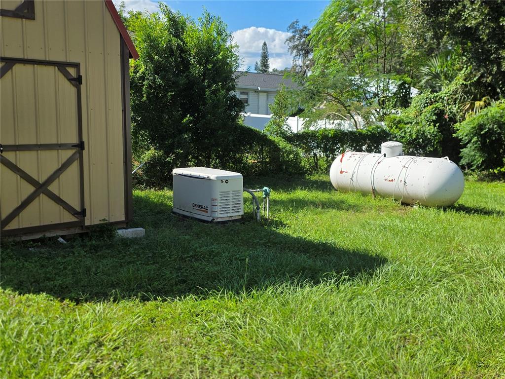 3708 E YUKON STREET, TAMPA, FL — photo 5 of 8