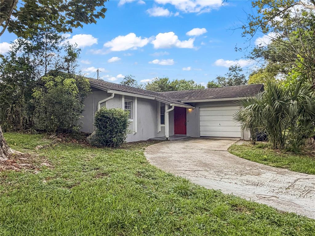 690 LILAC ROAD, CASSELBERRY, FL — photo 2 of 18