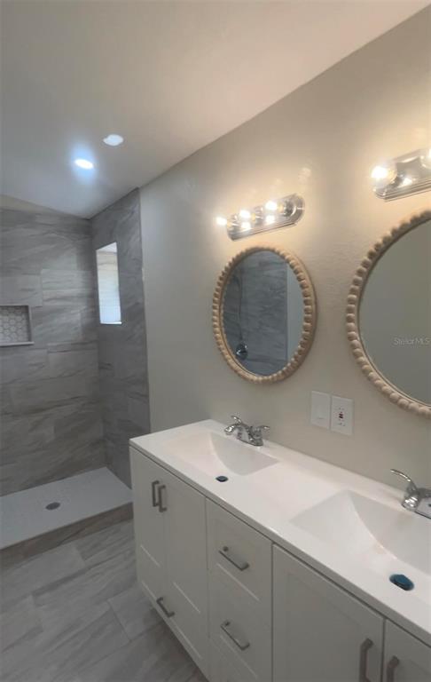 4402 N 72ND STREET, TAMPA, FL — photo 3 of 4