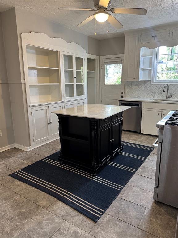 2207 NW 2ND AVENUE, GAINESVILLE, FL — photo 5 of 24
