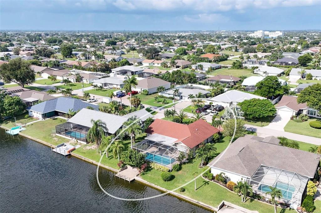 519 SE 20TH COURT, CAPE CORAL, FL — photo 3 of 30