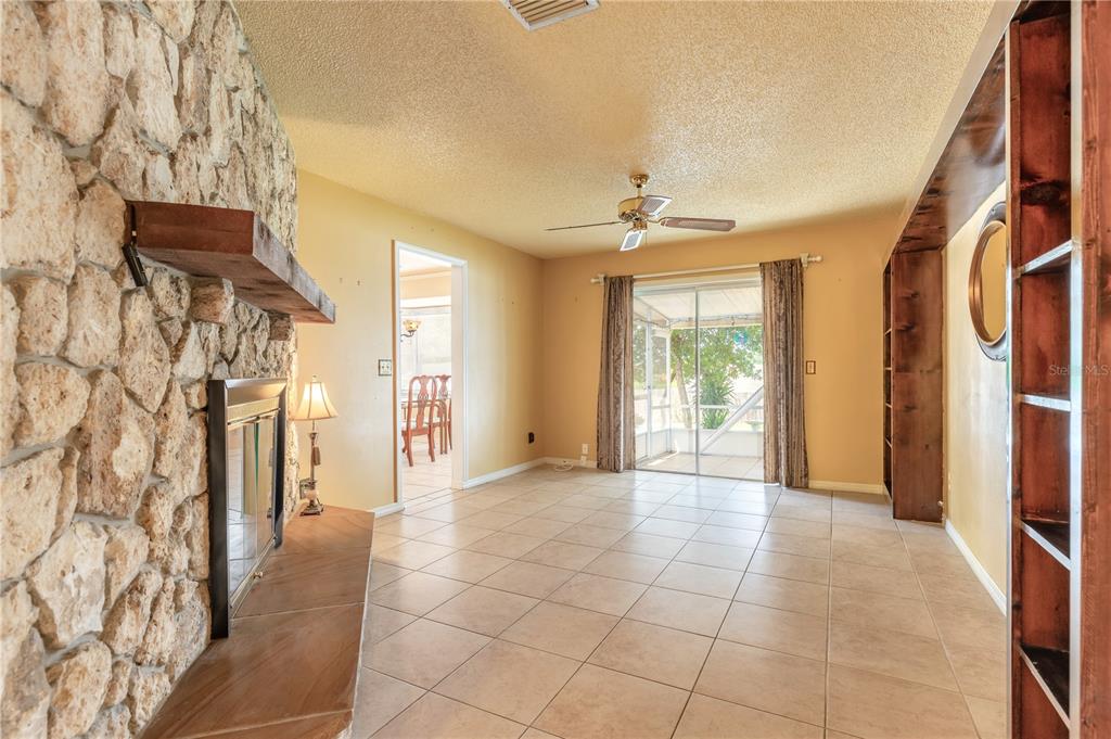 834 SWEETBRIER DRIVE, DELTONA, FL — photo 5 of 25
