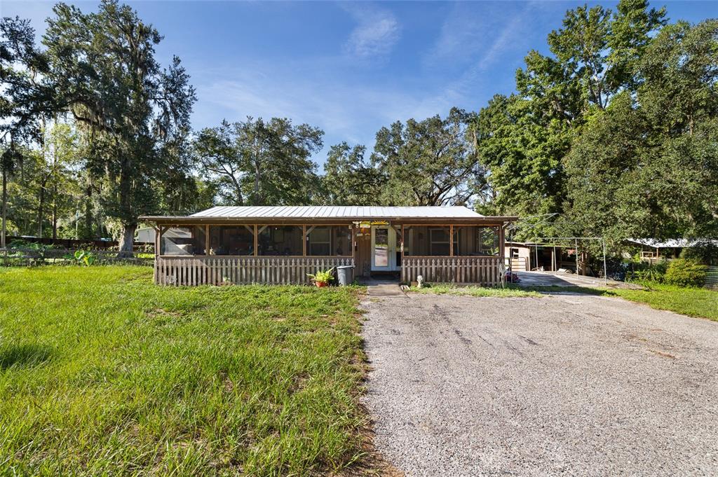 25280 DAUPHIN DRIVE