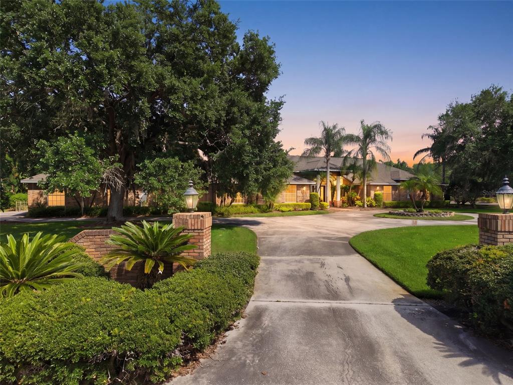 18701 PEPPER PIKE