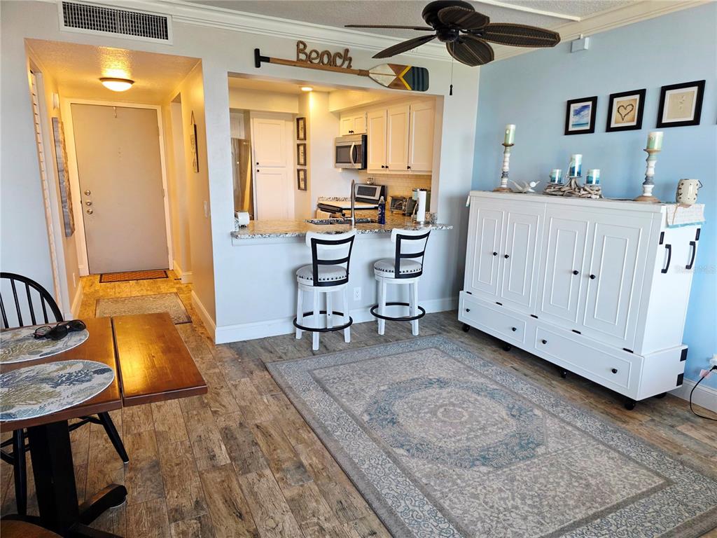 6158 PALMA DEL MAR BOULEVARD S UNIT 503, ST PETERSBURG, FL — photo 4 of 30