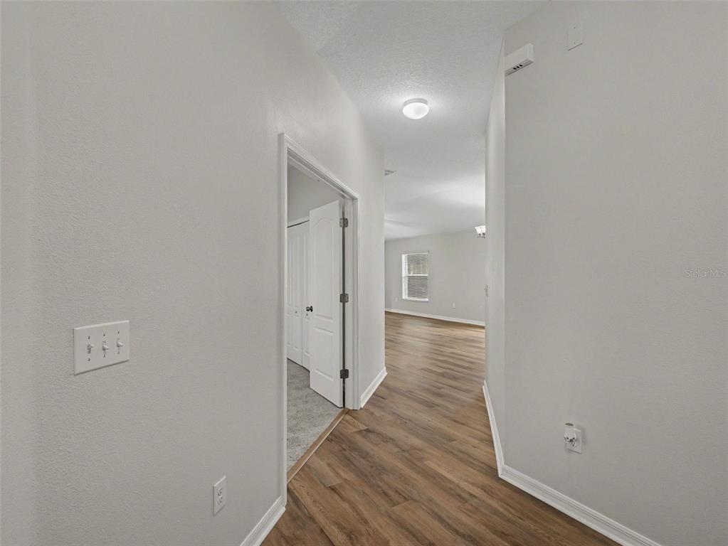 10614 SUMMER AZURE DRIVE, RIVERVIEW, FL — photo 2 of 25