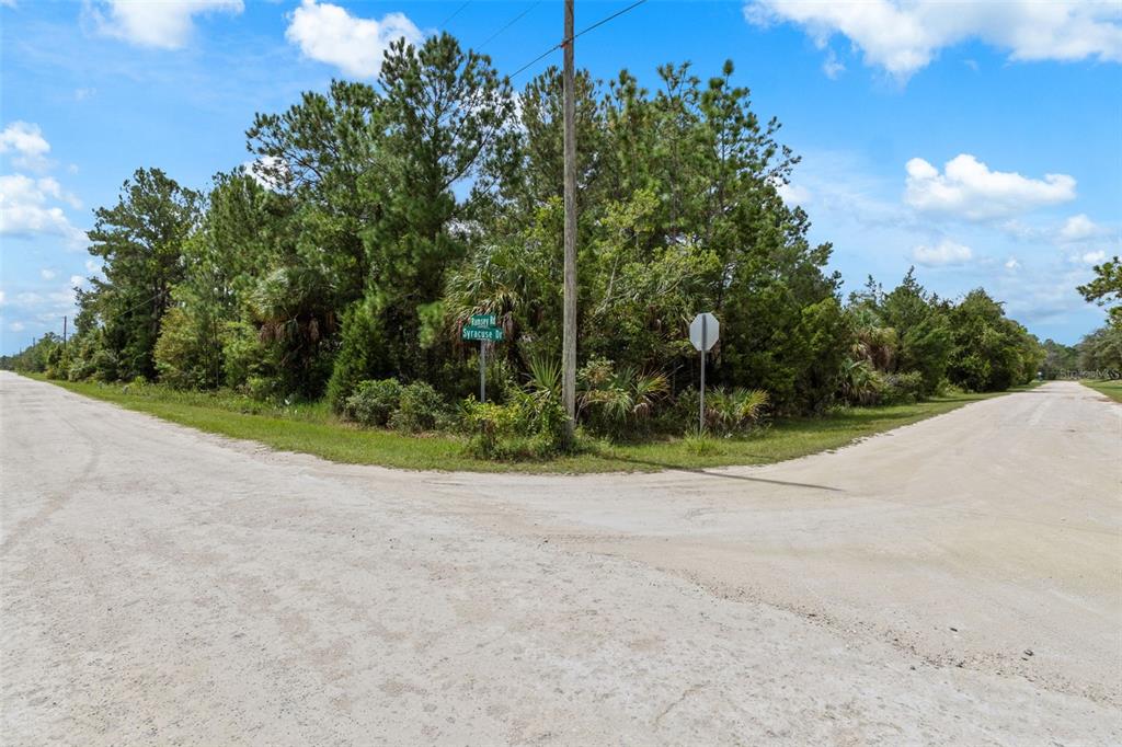 18399 RAMSEY ROAD, WEEKI WACHEE, FL — photo 4 of 19