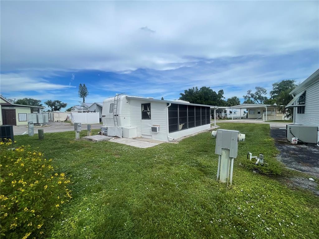 3275 26 TH AVENUE E UNIT 84, BRADENTON, FL — photo 5 of 11