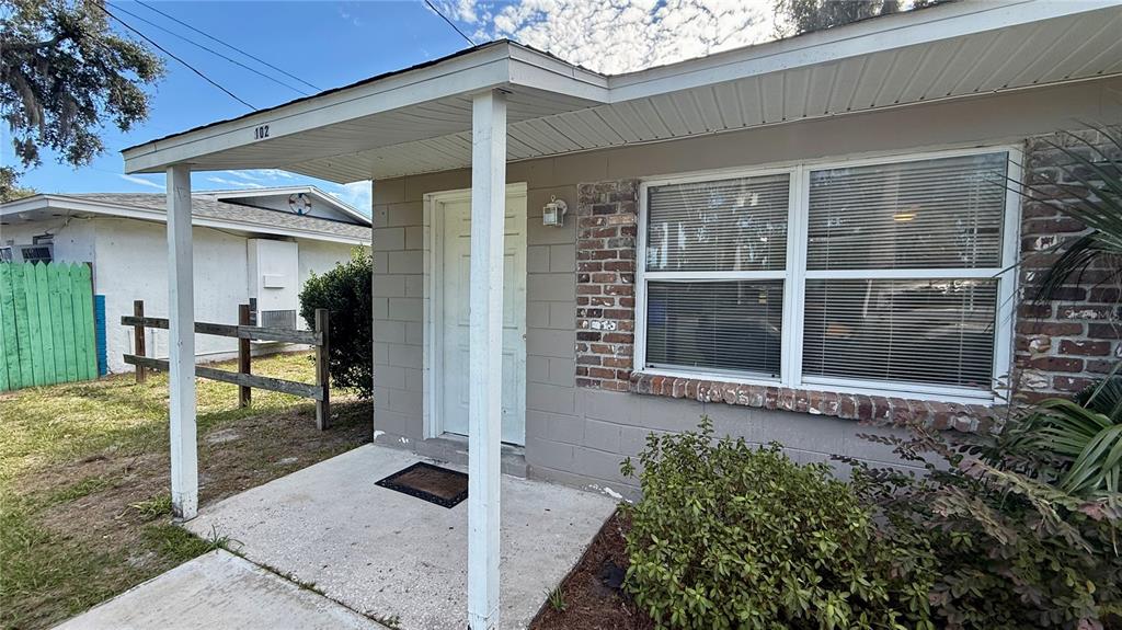 102 DR MARTIN LUTHER KING JR AVENUE, WILDWOOD, FL — photo 2 of 9