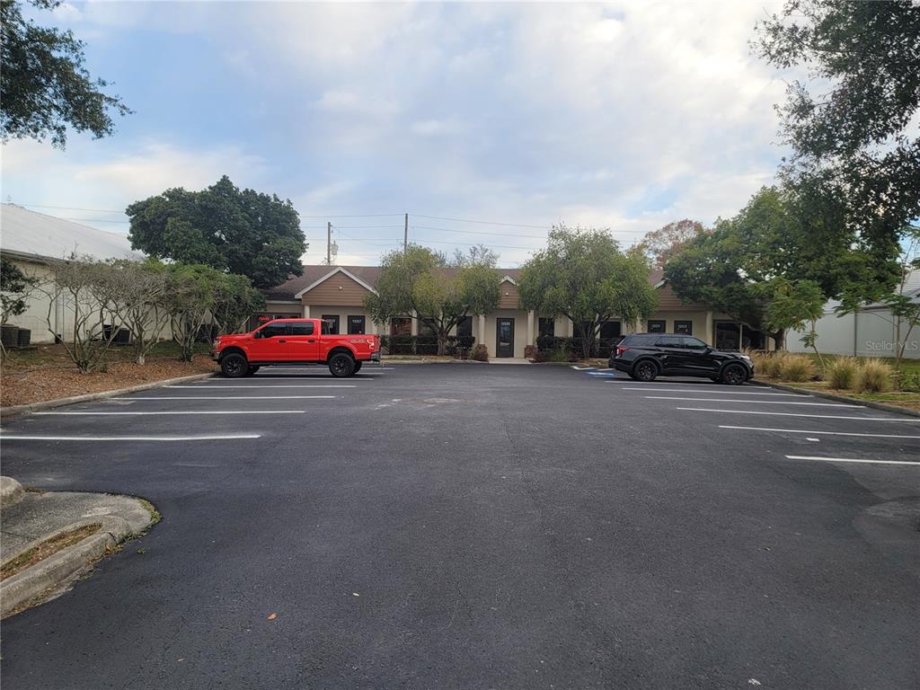12527 SPRING HILL DRIVE