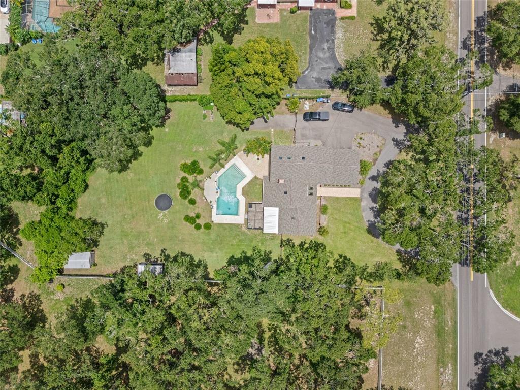 2306 S VALRICO ROAD