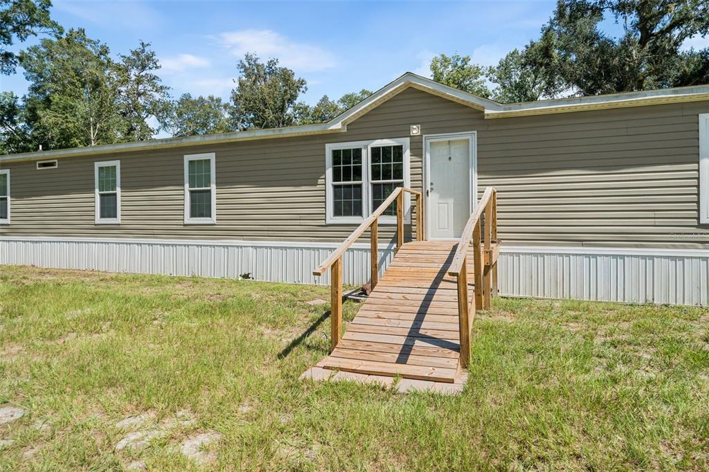 11200 NE 22ND COURT, BRANFORD, FL — photo 2 of 30