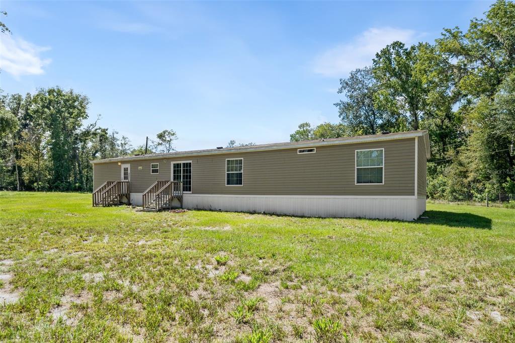 11200 NE 22ND COURT, BRANFORD, FL — photo 5 of 30