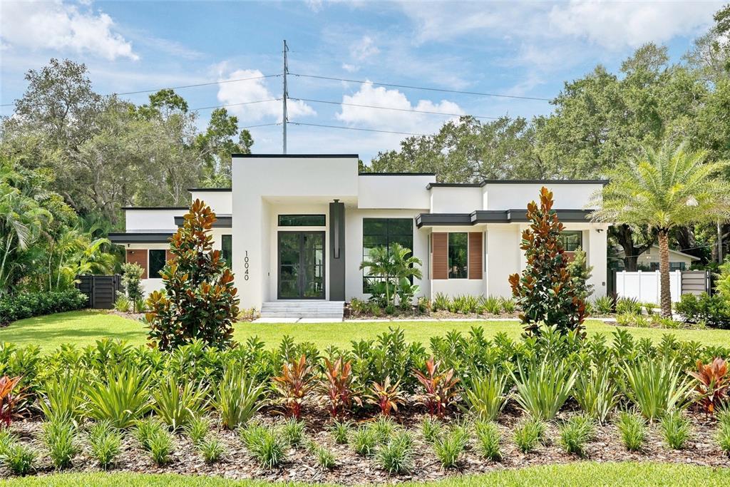 10040 59TH AVENUE N, ST PETERSBURG, FL — photo 4 of 24