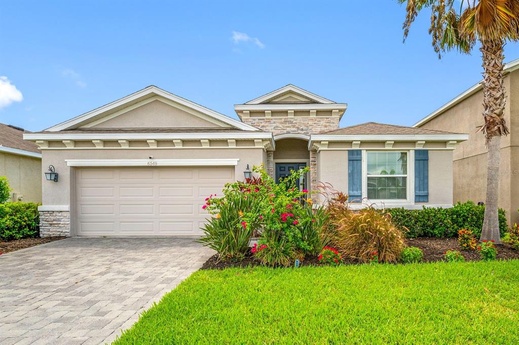 6549 DEVESTA LOOP