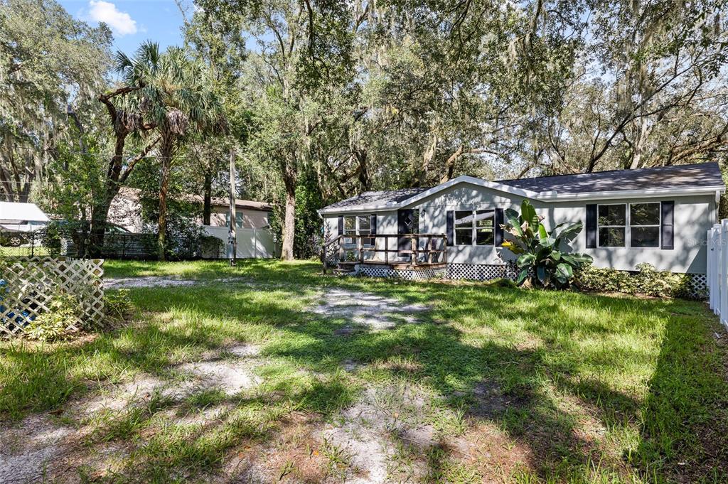 19101 LIVENGOOD ROAD, LUTZ, FL — photo 3 of 30