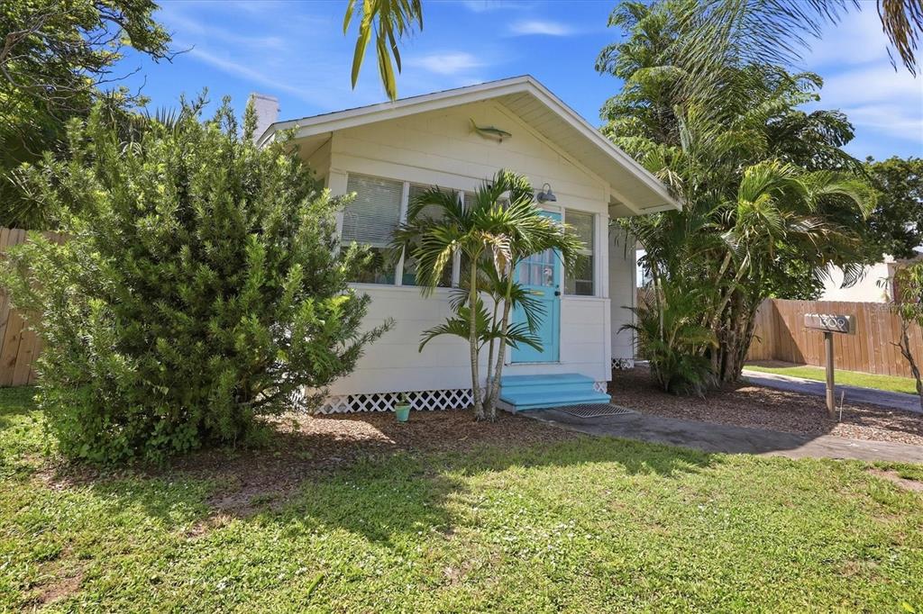 1309 13TH AVENUE W, BRADENTON, FL — photo 3 of 30