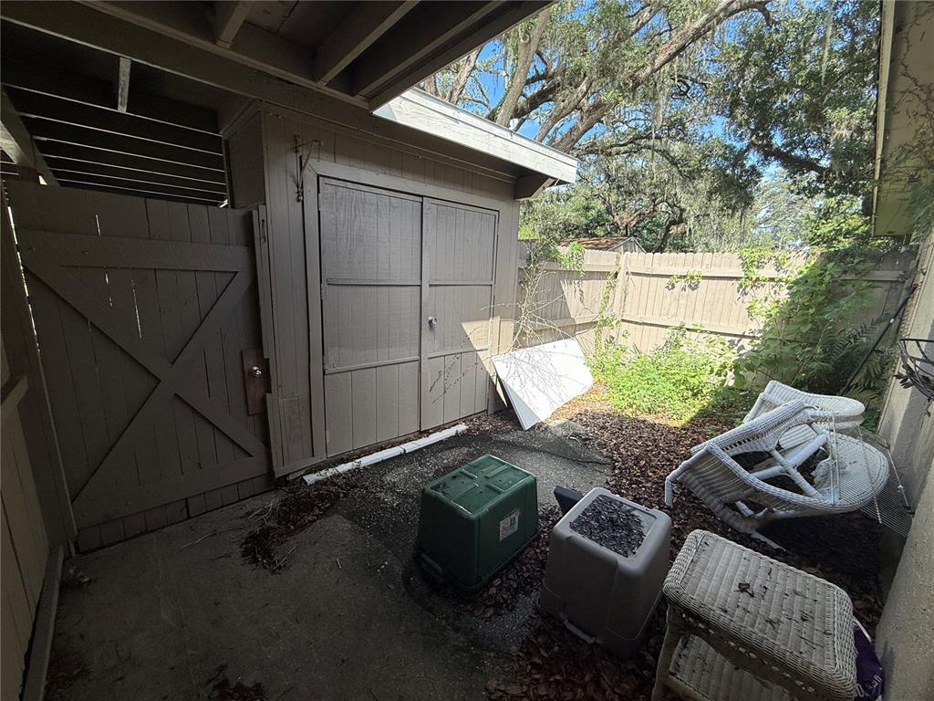 8649 LAKE ISLE DRIVE UNIT 182, TEMPLE TERRACE, FL — photo 2 of 27