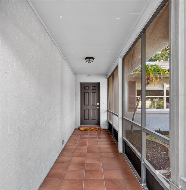 7312 S FITZGERALD STREET, TAMPA, FL — photo 4 of 30