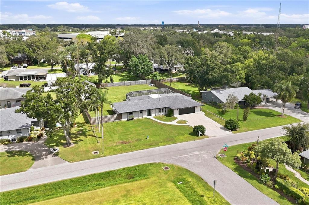 5605 SAWGRASS ROAD, SARASOTA, FL — photo 4 of 30