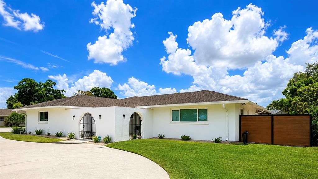 2806 SATSUMA DRIVE