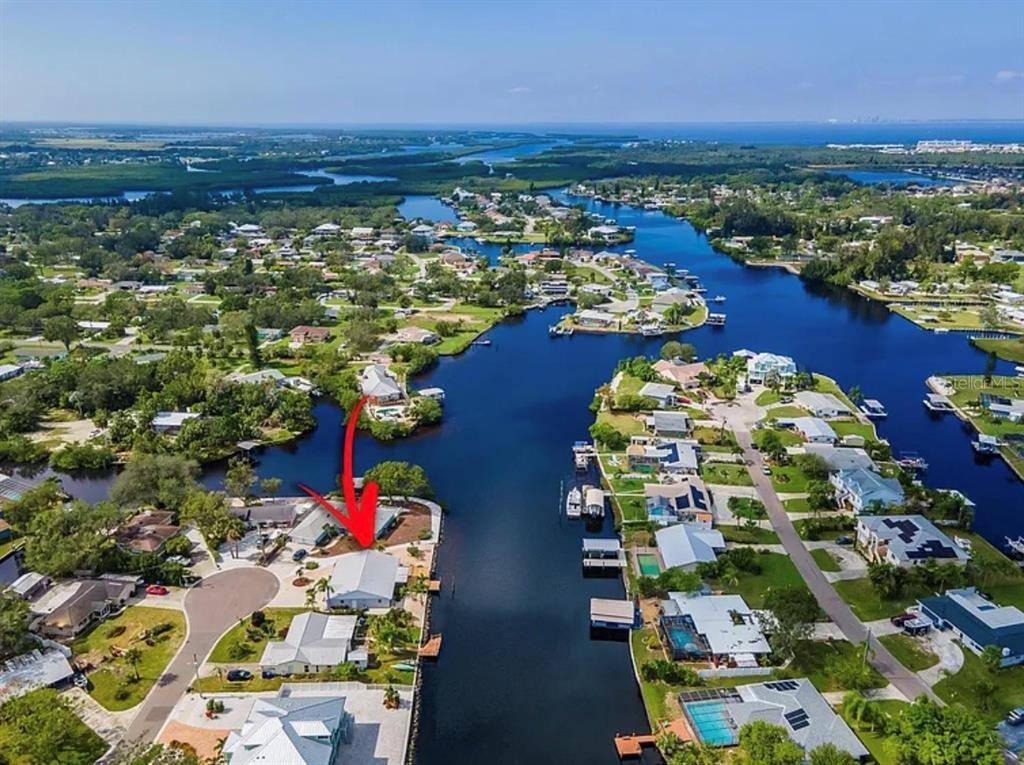 805 LEISEY CIRCLE, RUSKIN, FL — photo 2 of 30