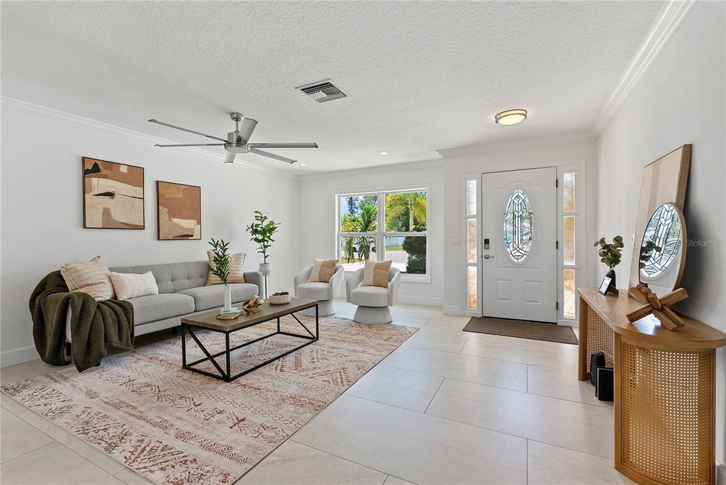 805 LEISEY CIRCLE, RUSKIN, FL — photo 3 of 30