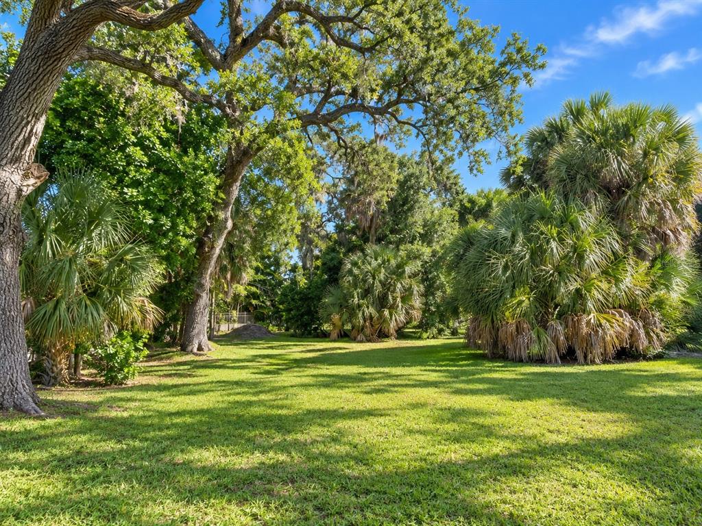 LOT 12 MONTCLAIR DRIVE, SARASOTA, FL — photo 3 of 9