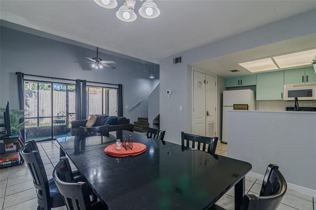7200 SW 8TH AVENUE UNIT E27, GAINESVILLE, FL — photo 2 of 30