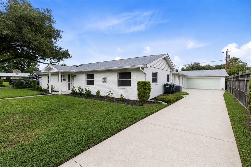 2215 BRADFORD COURT, ORLANDO, FL — photo 2 of 30